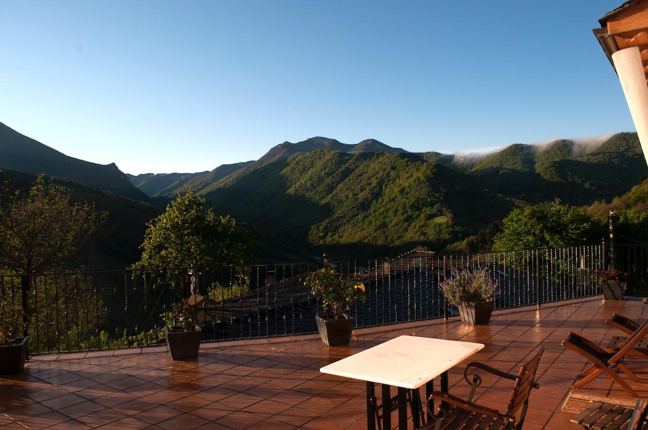 El Mirador De Fuentes Del Narcea Hotel Moncó Exterior foto